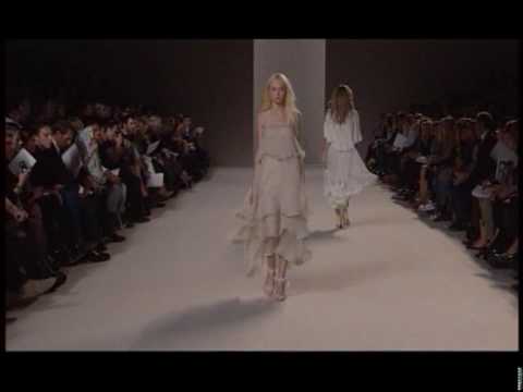 Paris : Chloé fashion show- Women's Ready to Wear Spring/Summer 2010