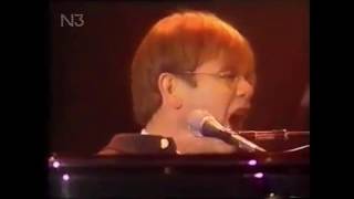 5. Dixie Lily - Elton John (Live in Luneburg - 6/17/1995)