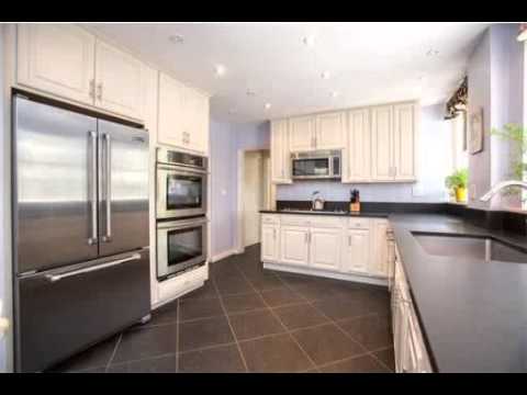 20 Boulder Road, Wellesley, MA - Listed by Debi Benoit