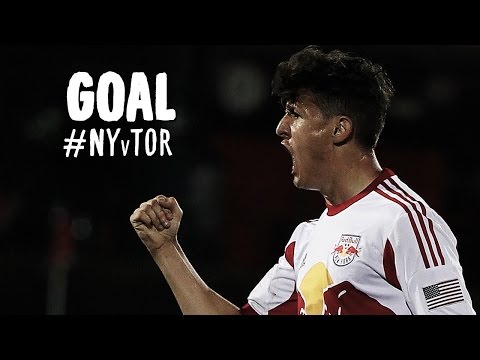 GOAL: Ruben Bover takes advantage of a Thierry Henry rebound | New York Red Bulls vs. Toronto FC
