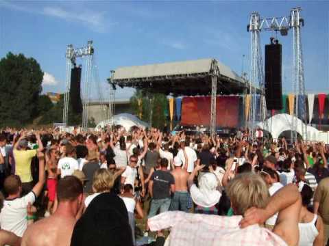 Love Family Park 2009 - Underworld - Born Slippy