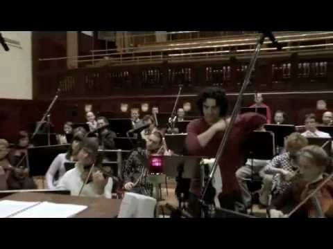 Rolando Villazon Performs O Sole Mio in the Studio