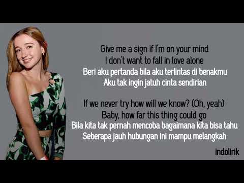 Stacey Ryan - Fall in Love Alone | Lirik Lagu Terjemahan