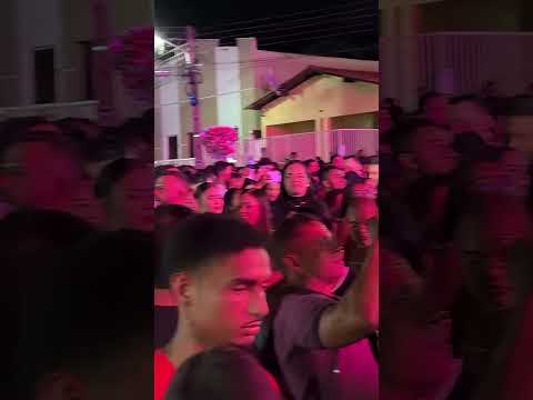 Iguinho e Lulinha levaram a energia de Barro Duro, PI,