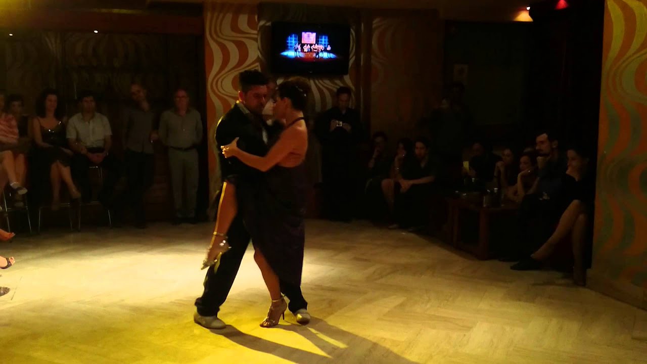 Rodrigo Fonti Y Yamila Mi Tango Triste Roberto Goyeneche MOV 0941