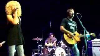 Little Big Town live- A Little More You