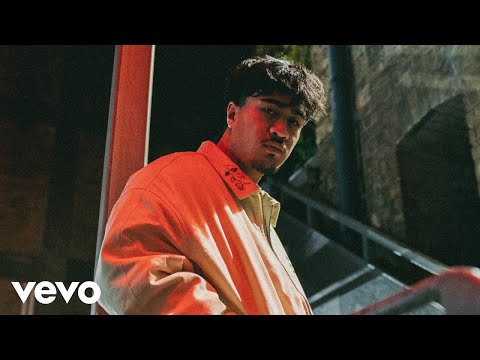 teo glacier - if this ain't love (Official Lyric Video)