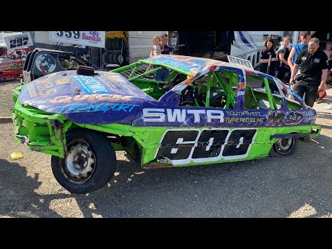720 Archie Brown Vs 600 Barry Russell 2L Saloon Stockcars Raymond Gunn Race Skegness Raceway 9/7/23.
