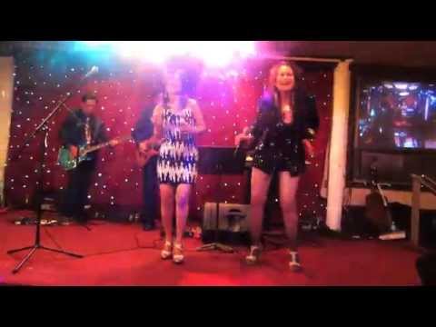 Let's Twist Again - Chubby Checker : Vilaychanh Savejvong & Phone Phoummithone