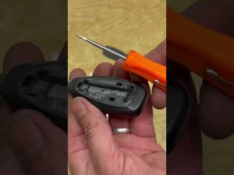 Ford remote key battery replacement #ford #keybattery #diydaly #mechanic