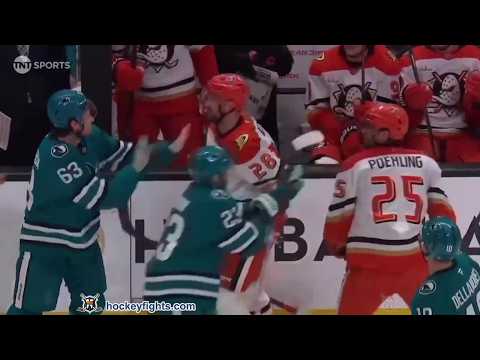 Jeffrey Viel vs Zack Ostapchuk | Apr 01, 2026 | Anaheim Ducks vs San Jose Sharks