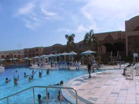 Отель Али Баба. Анимация у бассейна . Январь, 2012г.