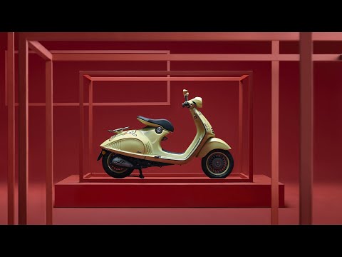 Vespa 946 "Bunny" 10° Anniversario | Lunar inspiration. Ironic. Iconic. 🌕🐰🛵​⁣