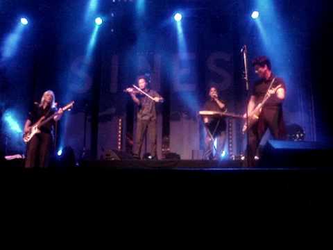 L'Enfance Rouge no Festival de Músicas do Mundo de Sines 2009: Azizati