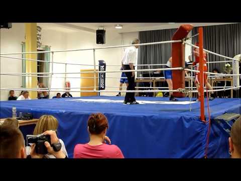 Boxen Falkenstein/Harz - Kampf Hirsch (rot) vs. Fischer (blau)