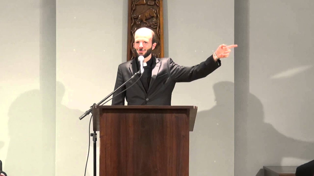 Hebreus 12:1-13 "Correndo com Perseverança" com Pr. John McAlister