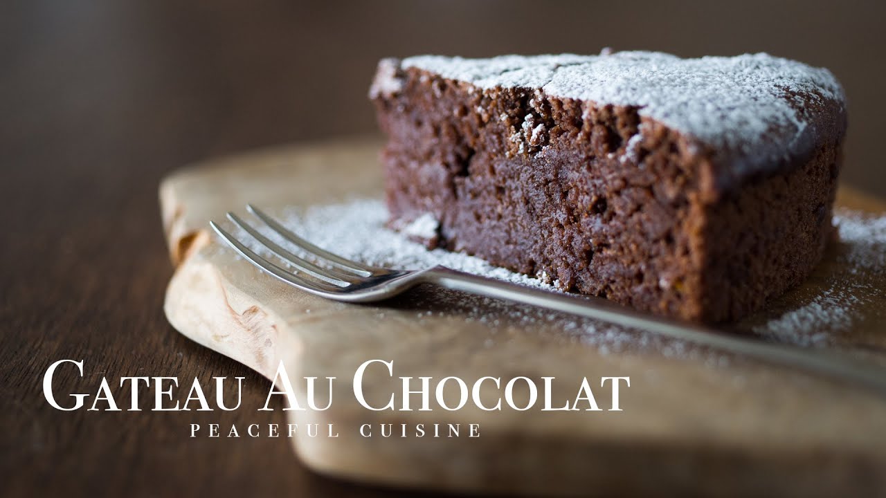 Vegan Chocolate Cake by Peaceful Cuisine — recipe photo