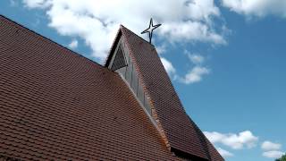 preview picture of video 'Große Glocke der Heilig-Kreuz-Kirche Ernsbach'