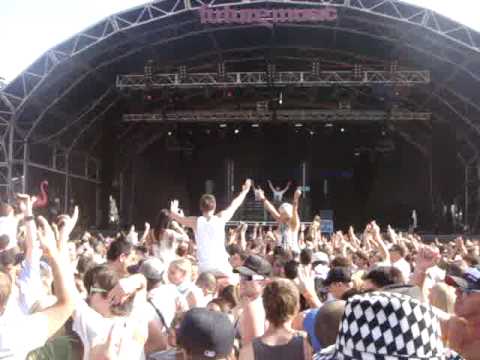 Sebastian Ingrosso Steve Angello Live @ Future Music Sydney 28 02 2009 Wippenberg Chakalaka