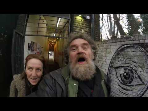 🔵 Murals and Graffiti in Southeast London - ESL British English Pronunciation