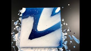 Acrylic pouring with prussian blue and white - easy way - nice result