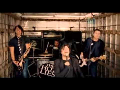 The Hot Lies - Emergency! Emergency! (OFFICIAL VIDEO)