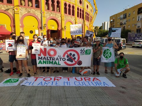 Concentración antitaurina en Sanlúcar