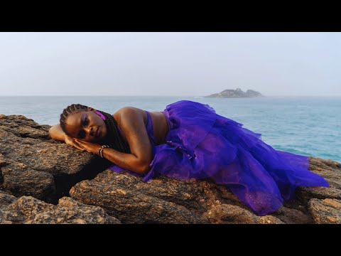 Realleza - Baby Bi #mechamadebaby (Videoclipe Oficial)