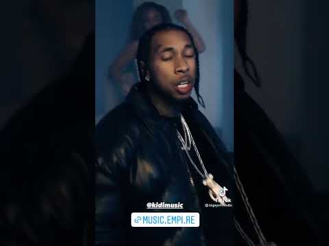 @Kidi ft @Tyga-Touch it remix (official video)