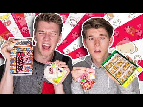 TRYING JAPANESE CANDY | Collins Key Video