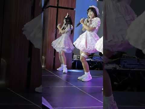 220528 (Mint Fancam) The Glass Girls - อย่ามา @ Idol Mosh Pit - Donki Mall Thonglor