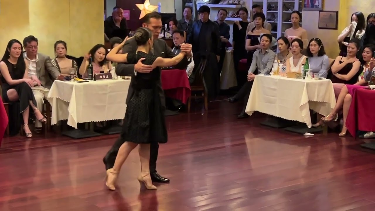 成都玫瑰探戈俱乐部14周年庆Álvaro Salas Y Julieta Cappiello 大师表演