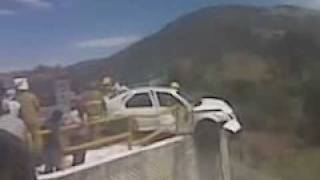 preview picture of video 'la cuesta gto. accidente'