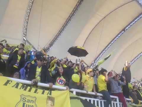 "San luis 1 union calera 2 . Ultra kanaria no abandona." Barra: Ultra Kanaria &bull; Club: San Luis de Quillota