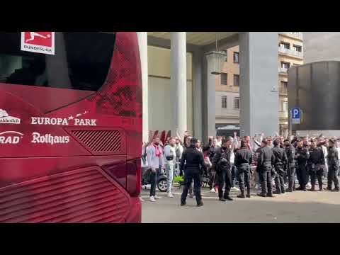 BEST OF SC Freiburg Fans ❤️🤍 | Saison 2022/2023 | Pyro, Choreos & mehr!