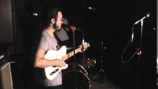 Girl Tears - Dreaming (Live Sessions.)