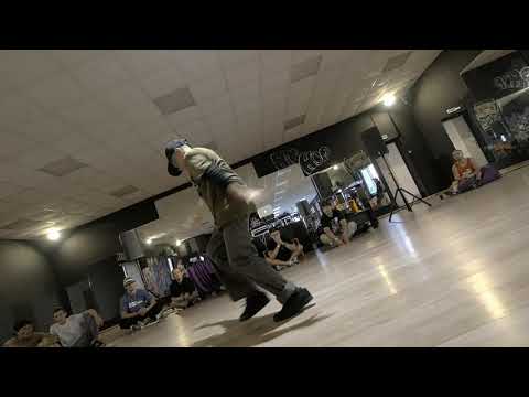 Брейкданс батл ↔ Дети 10-13 лет ↔ Megatron vs Miron ↔ FINAL ↔ WHO IS WIN #whoiswin #bmvideo