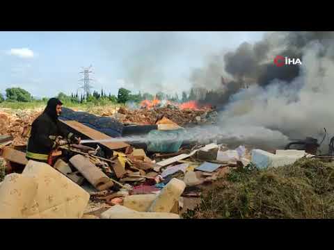 Ralli pistindeki molozlar alev aldı