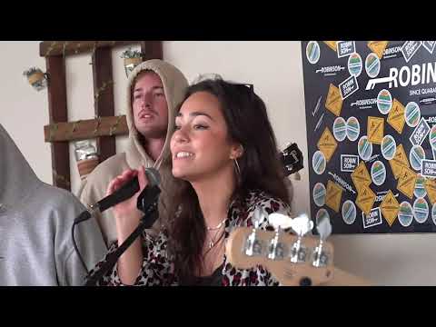 Malu Molina & Marina Sabadell   Mrs  Robinson Live Sessions #03