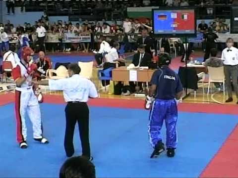 Weltmeisterschaft 2010 Kickboxen Junioren LK -79 Kg Viertelfinale Teil 1