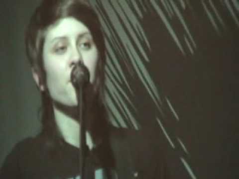 tegan and sara banter at glass house 2