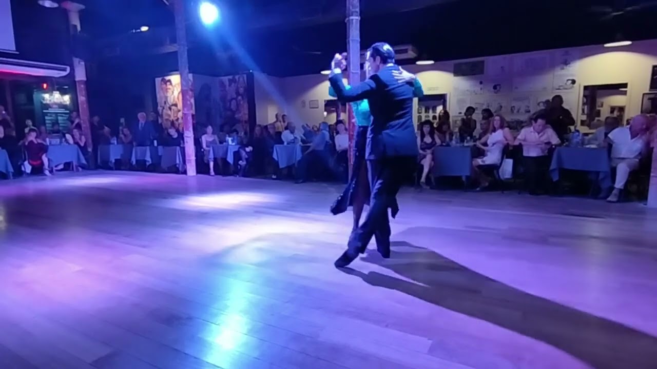 Cristian Gallardo y Lorena Goldestein - Desencuentro