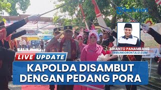 Jajar Penghormatan Pedang Pora Sambut Kapolda Gorontalo Irjen Pol Wahyu Gantikan Irjen Pol Pudji