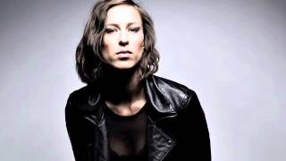 Mathilde Falch - Tolv Trin