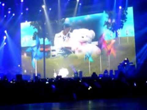 310813 INFINITE One Great Step in Jakarta - Myungsoo 'love u like u'