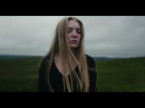 Bannau Brycheiniog - Ffredi Blino