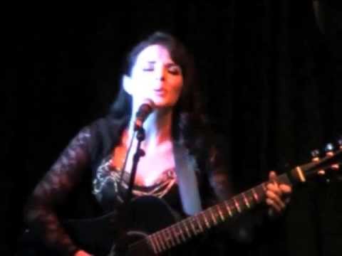 New song by Laura Jeanne, 'Intuition' live at The Elgin, Notting Hill.
