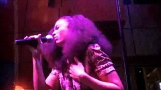 Amel Larrieux &quot;Earn My Affections&quot;