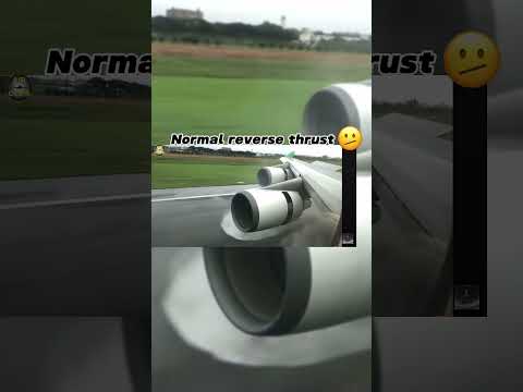 Normal reverse thrust vs target reverse thrust #aviation #avgeeks #boeing #plane #crosswinds