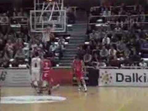 13 13-10-07 Gent-BCO - Petrovic scoort boven alles en iedere